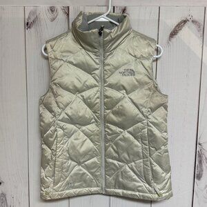 The North Face 550 Down Quilted Puffer Vest Women’s Small Light Ivory EUC
